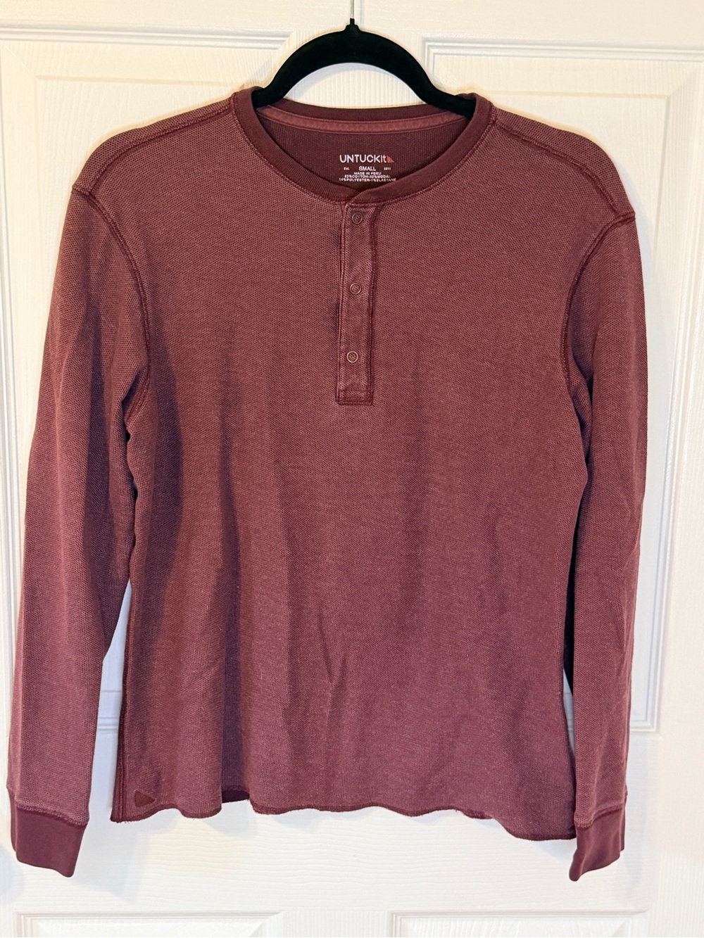 UNTUCKit Men's Long-Sleeve Waffle Knit Henley Shirt in Burgundy